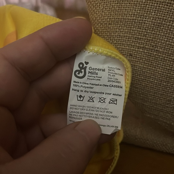 Cheerios scarf ascot General Mills - Picture 3 of 4